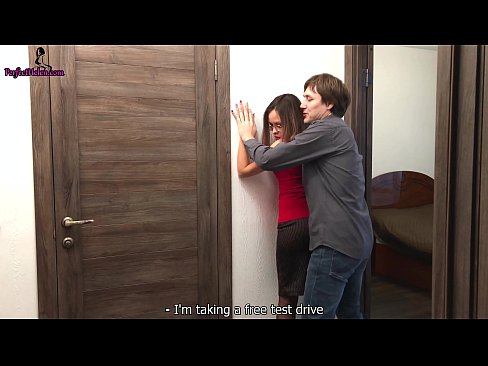 ❤️ Санобар риэлтори ҳассосият худ писа ва трахаетҳои ҳангоми фурӯши хонаи худ - Krempai ❤❌ Видео мақъад дар tg.pi-porno.ru ❤